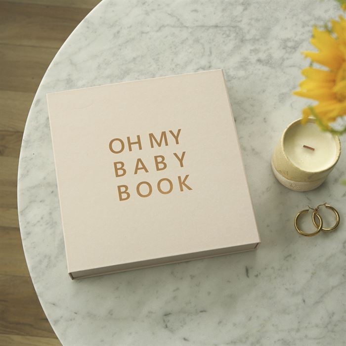 Перша книга малюка Oh My Baby Book для хлопчика бежевий російською