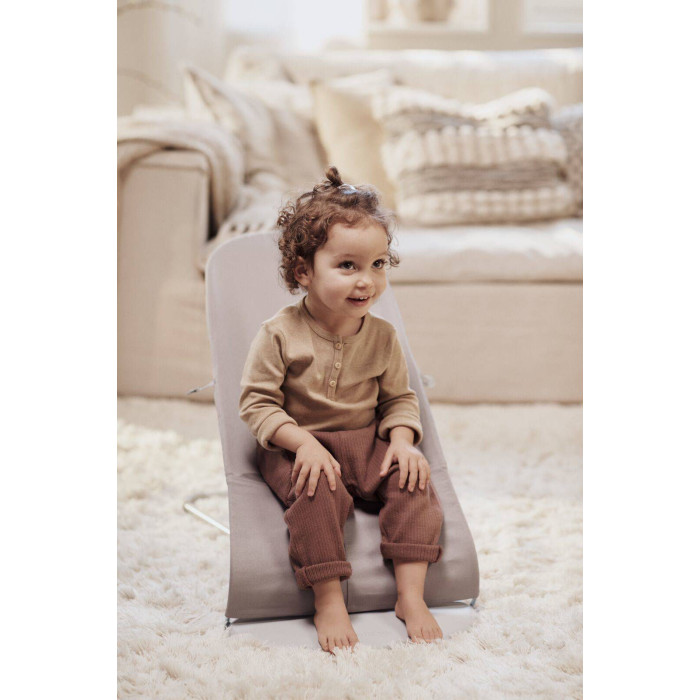 Шезлонг для немовлят BabyBjorn Bouncer BLISS Woven Petal Quilt Sand Grey