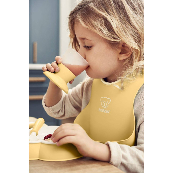 Слинявчик BabyBjorn Powder Yellow