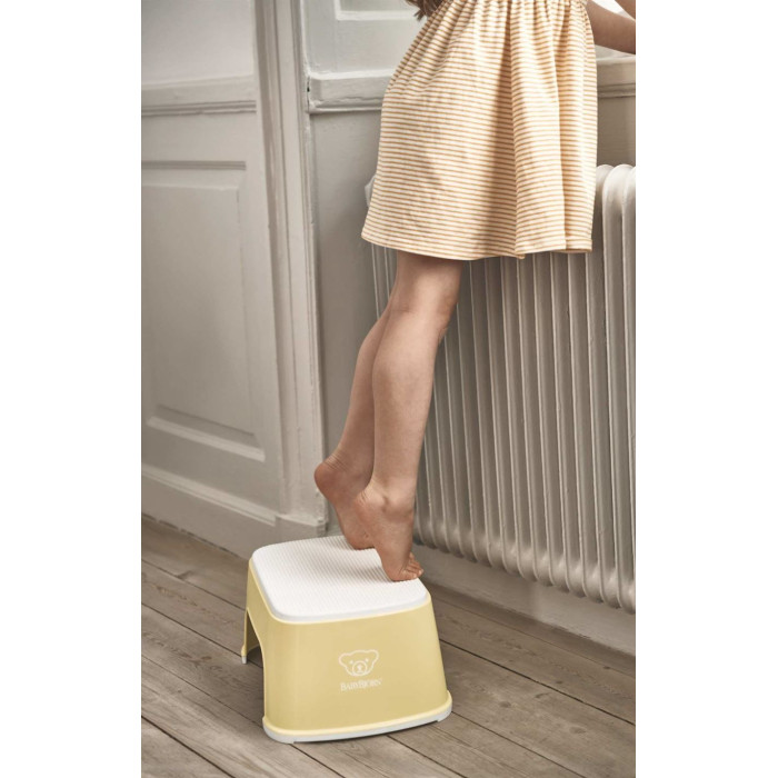 Дитяча підніжка - підставка BabyBjorn Step Stool Powder Yellow/White