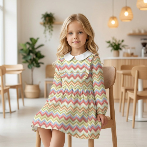 Чарівна сукня з рюшами, довгим рукавом i комірцем з бавовни Supima DR016CL ZIG ZAG COLORFUL
