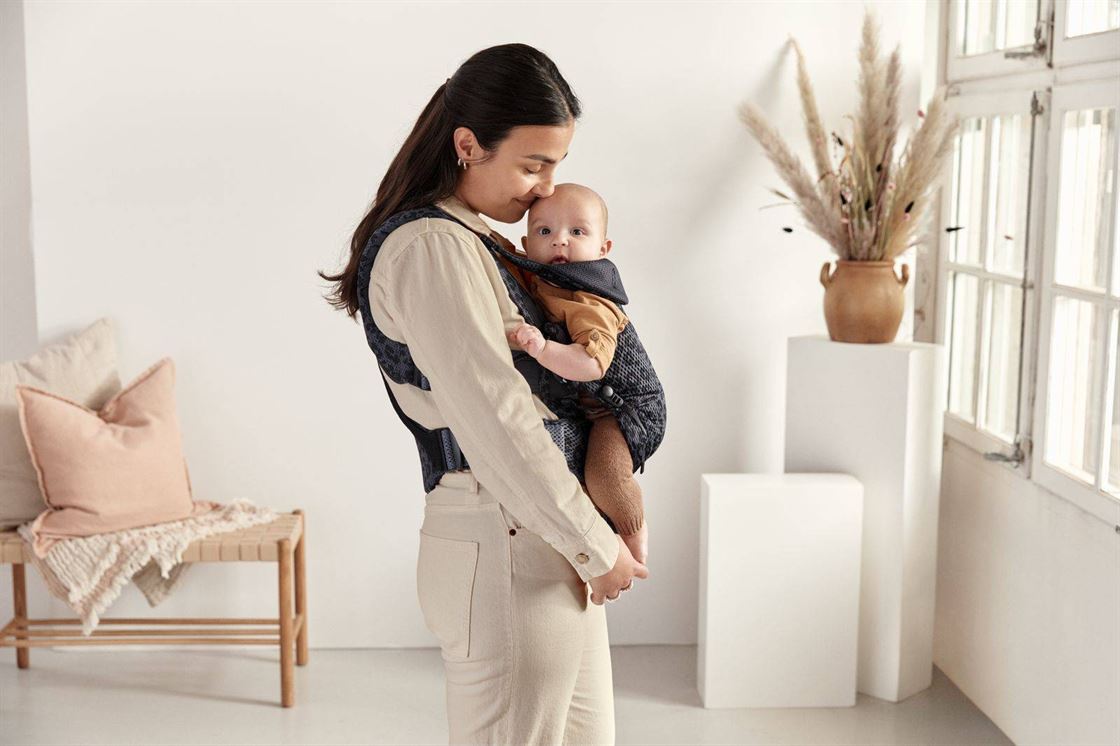 Рюкзак-кенгуру для немовлят BabyBjorn MOVE 3D Mesh Antracyt Leopard