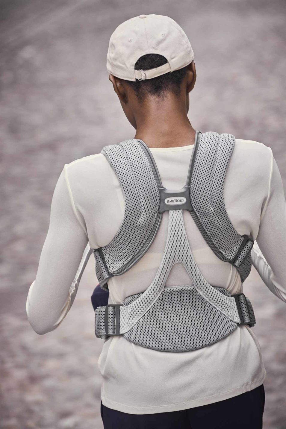 Рюкзак-кенгуру для немовлят BabyBjorn MOVE 3D Mesh Grey