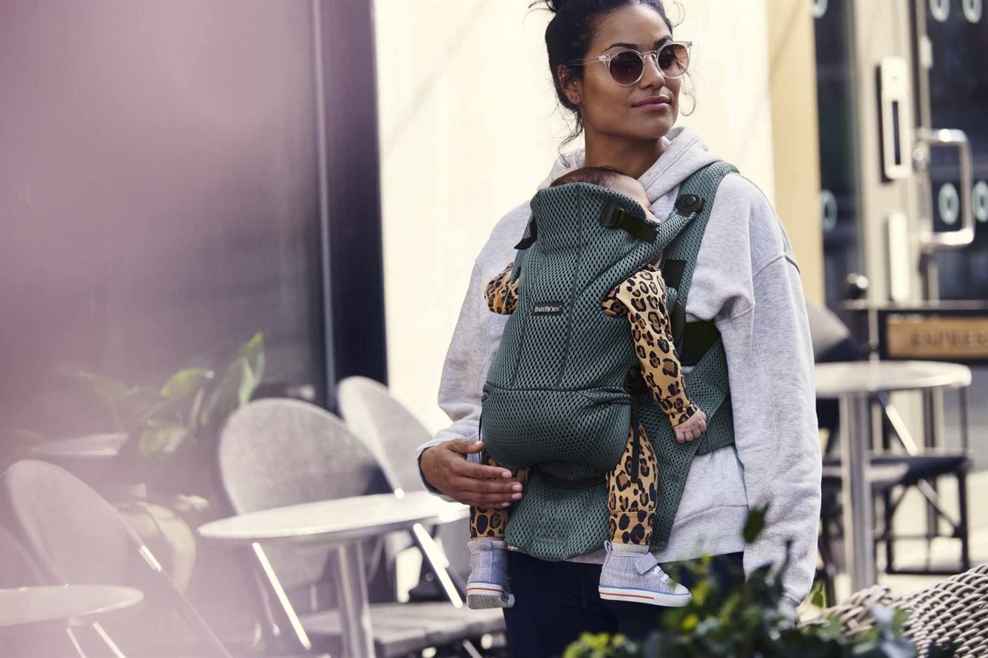 Рюкзак-кенгуру для немовлят BabyBjorn MOVE 3D Mesh Green
