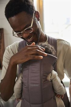 Рюкзак-кенгуру для немовлят BabyBjorn MINI Cotton Dark Purple