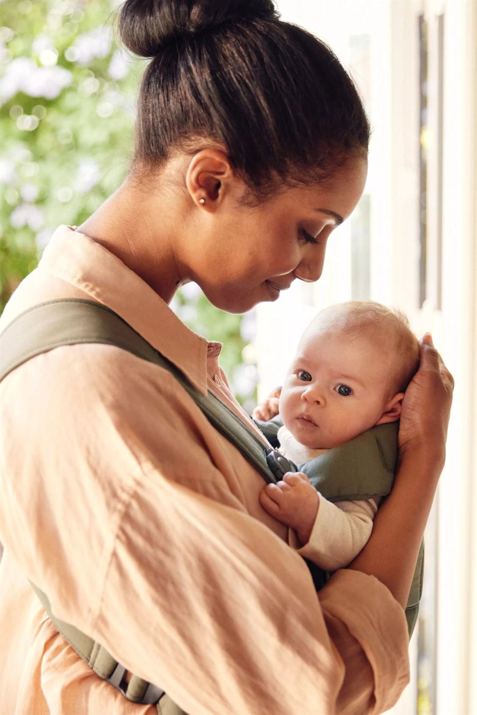 Рюкзак-кенгуру для немовлят BabyBjorn MINI Woven Dark Green
