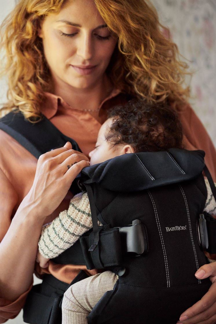 Рюкзак-кенгуру для немовлят BabyBjorn ONE Black