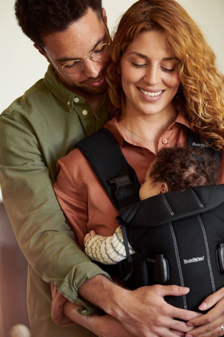 Рюкзак-кенгуру для немовлят BabyBjorn ONE Black
