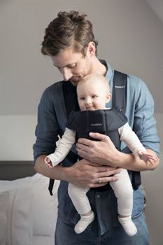 Рюкзак-кенгуру для немовлят BabyBjorn MINI Cotton Black