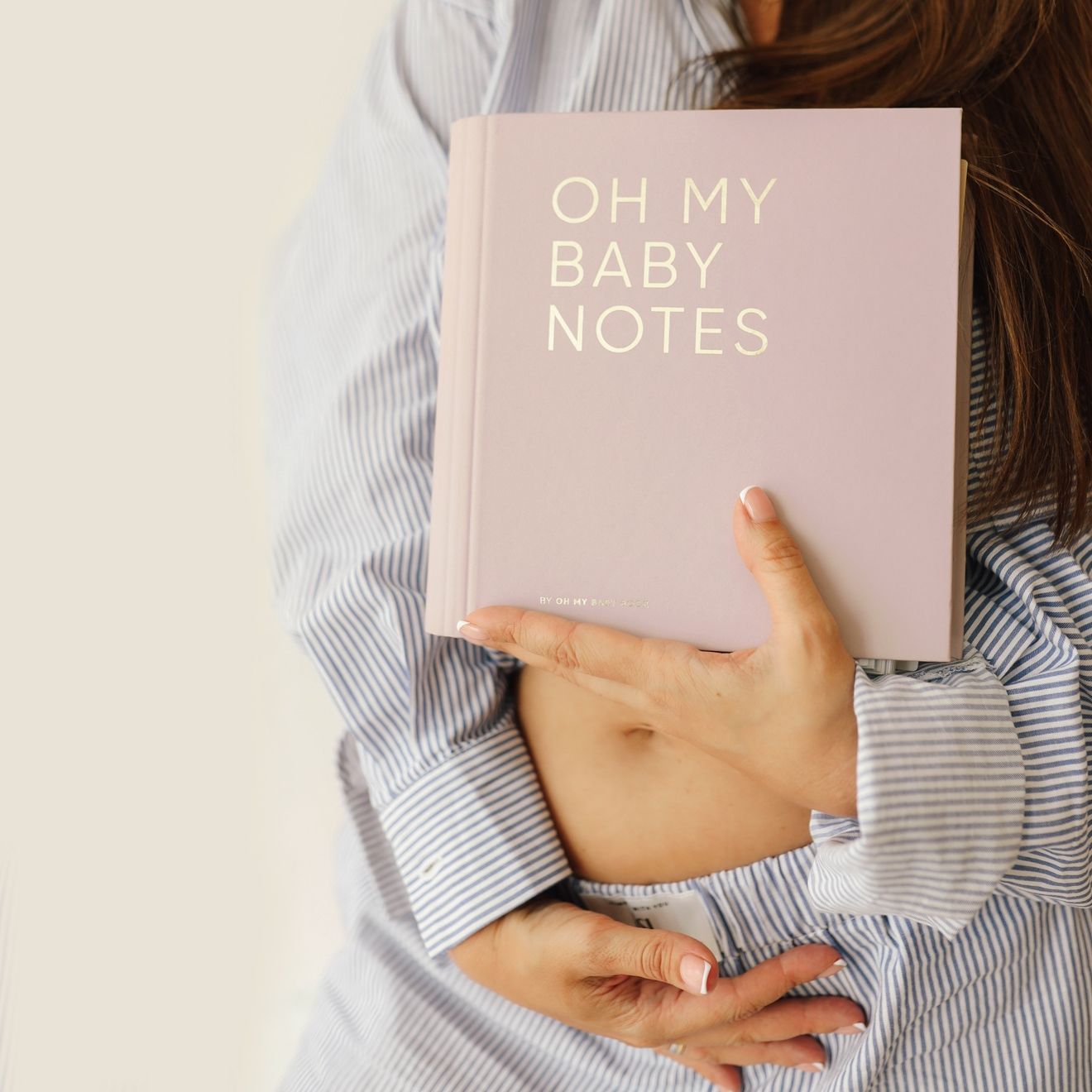 Oh My Baby Book для дівчинки бежевий (рос)